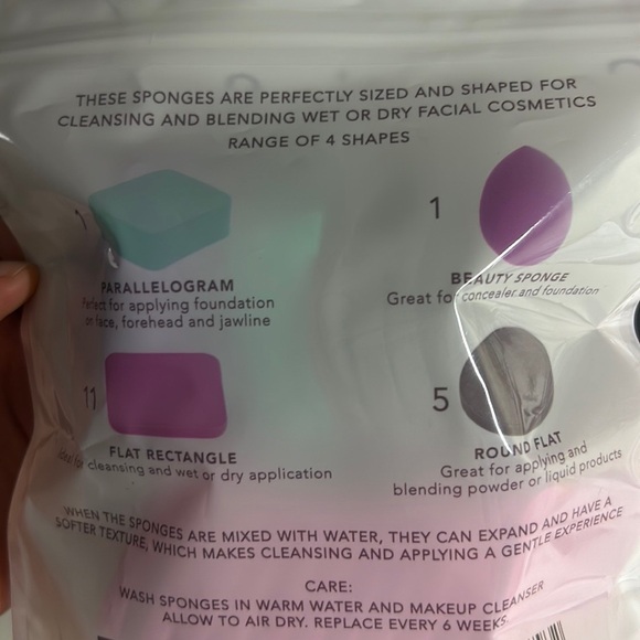 Cosmetic Sponge Assortment -18pc - Picture 2 of 4